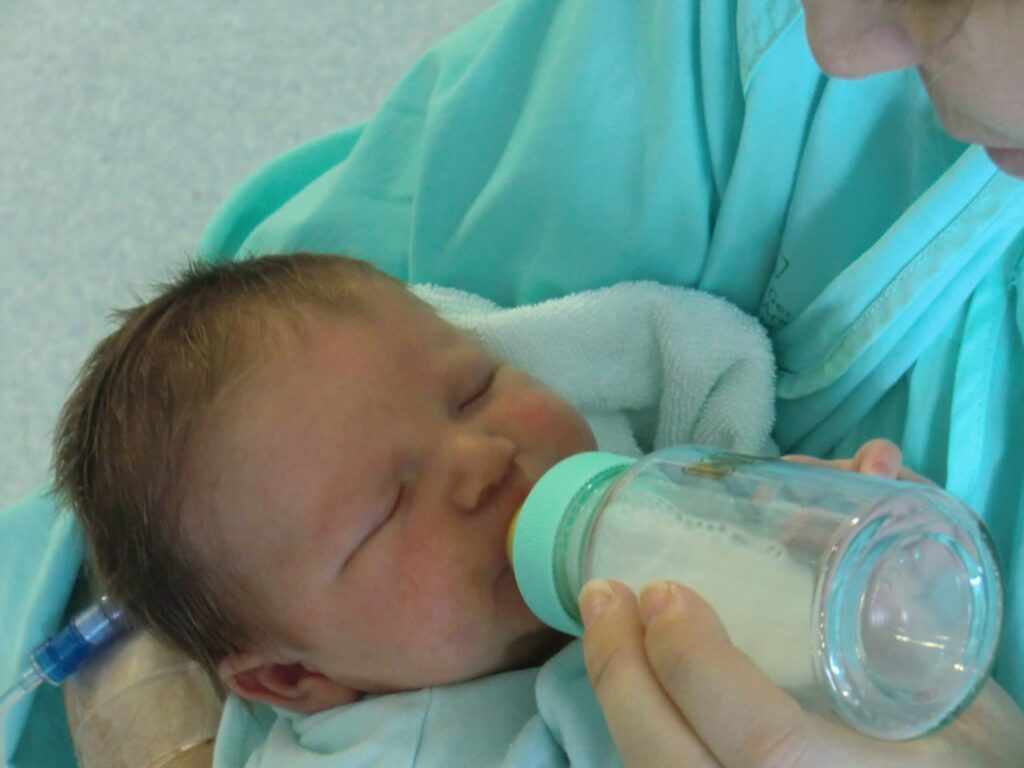 infant feeding, bottle, feeding therapy